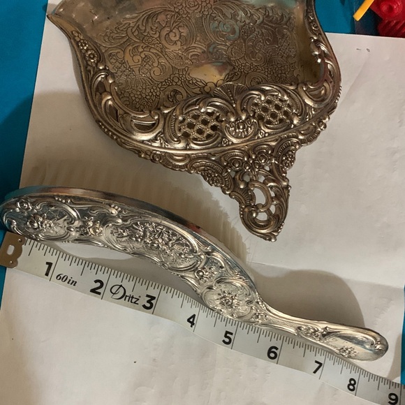 Antique Silver Plated Ornate Crumb Catcher & Matching Brush - Picture 15 of 16